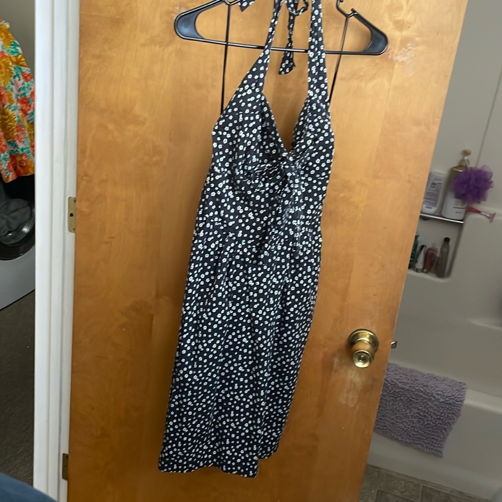 Unique vintage size 8 medium pinup halter dress